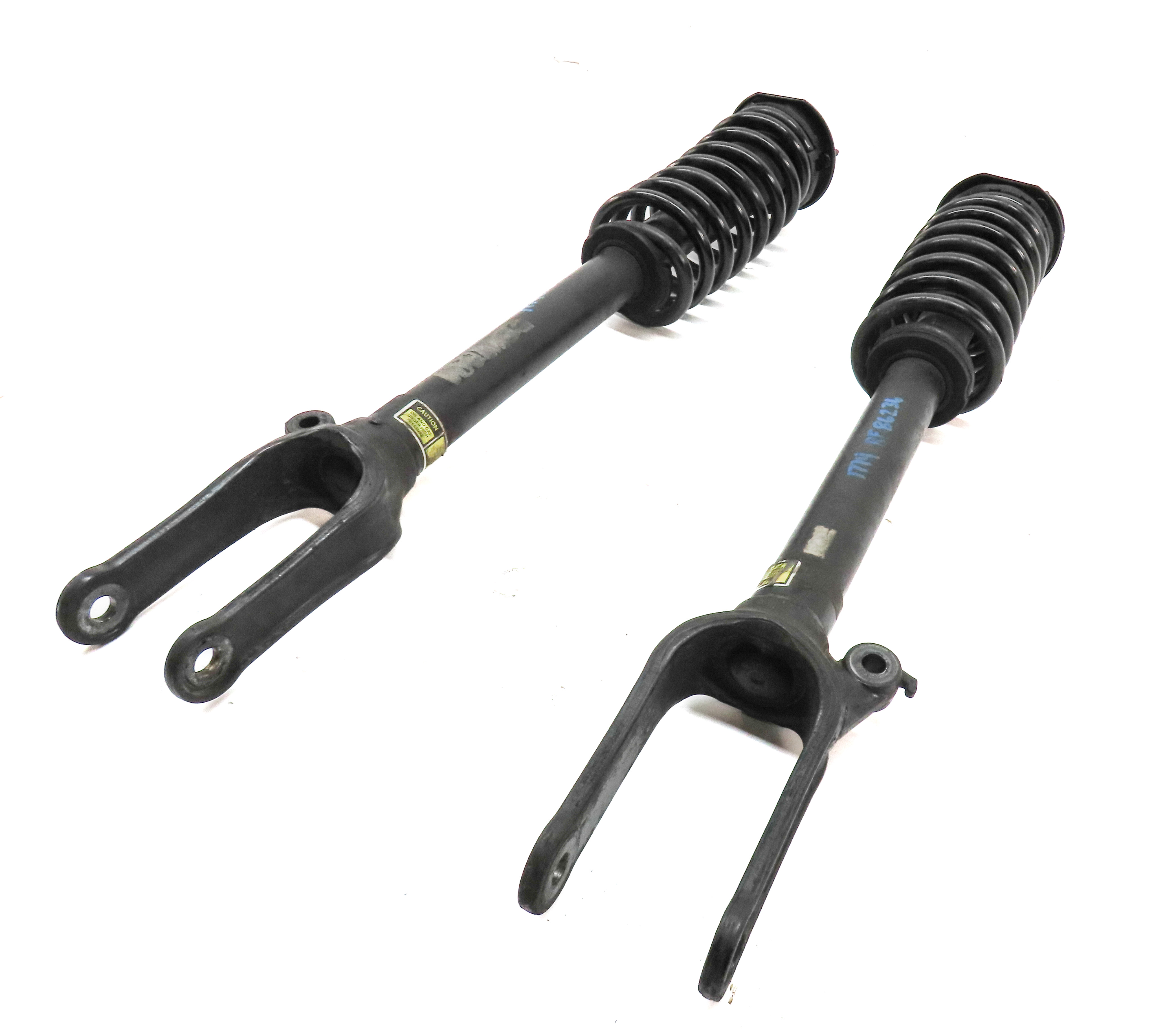 06-11 MERCEDES ML-CLASS (W164) FRONT LEFT & RIGHT SUSPENSION SHOCK STRUT SET-2 — exact item pictured